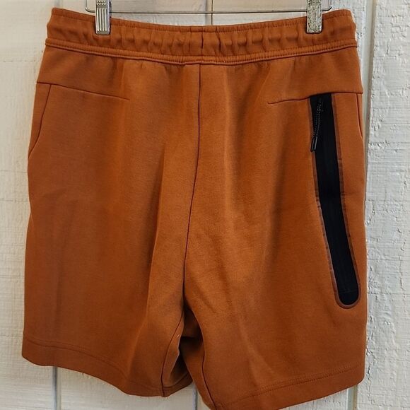 NIKE Men's Sportswear Tech Fleece Shorts Elastic Drawstring Athleisure Rust - Picture 3 of 11